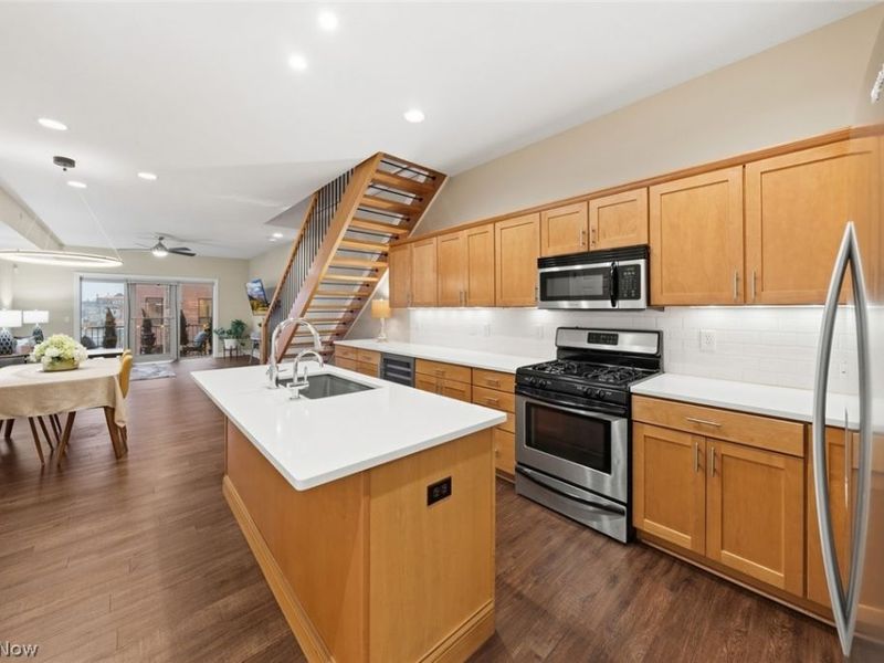 1411 Rosewood Avenue, Unit R-208, Lakewood, OH 44107 Photo 10