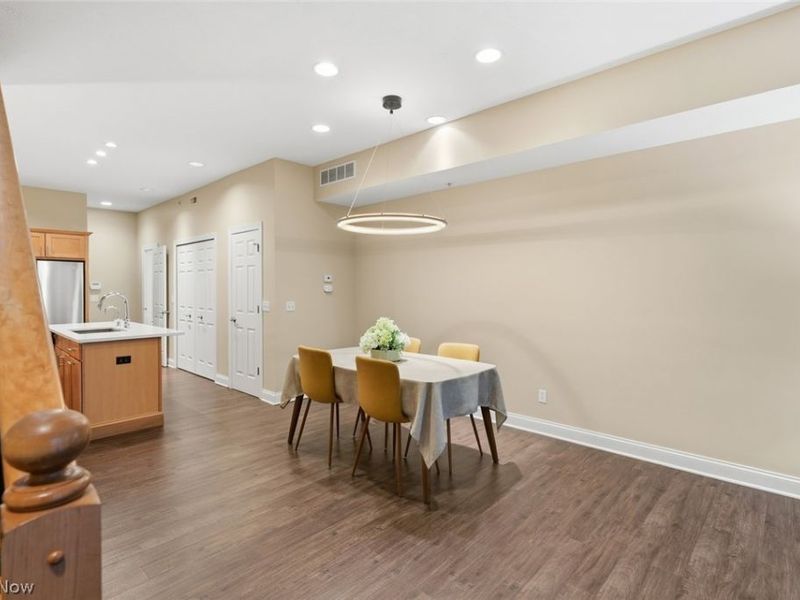 1411 Rosewood Avenue, Unit R-208, Lakewood, OH 44107 Photo 12