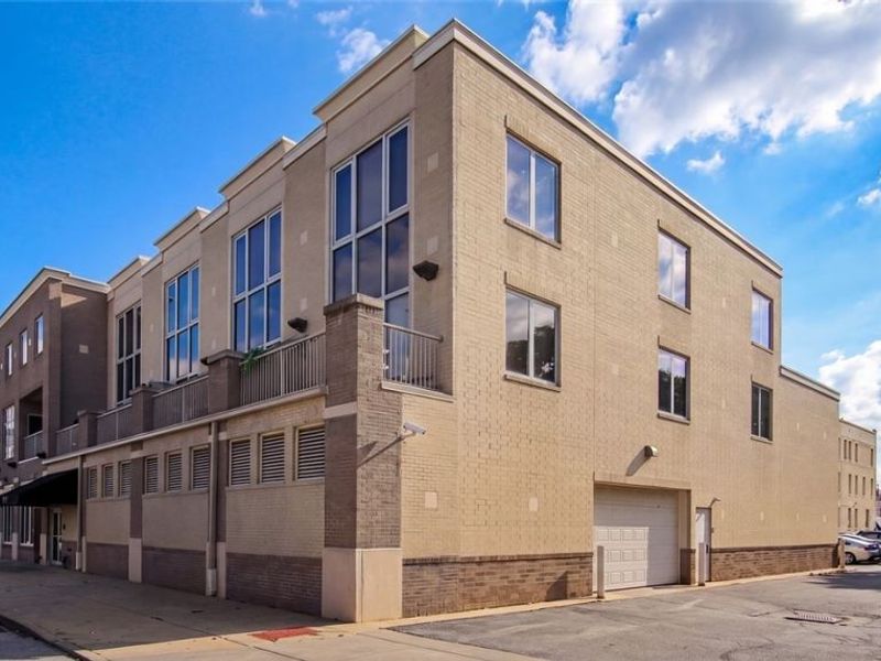 1411 Rosewood Avenue, Unit R-208, Lakewood, OH 44107 Photo 2