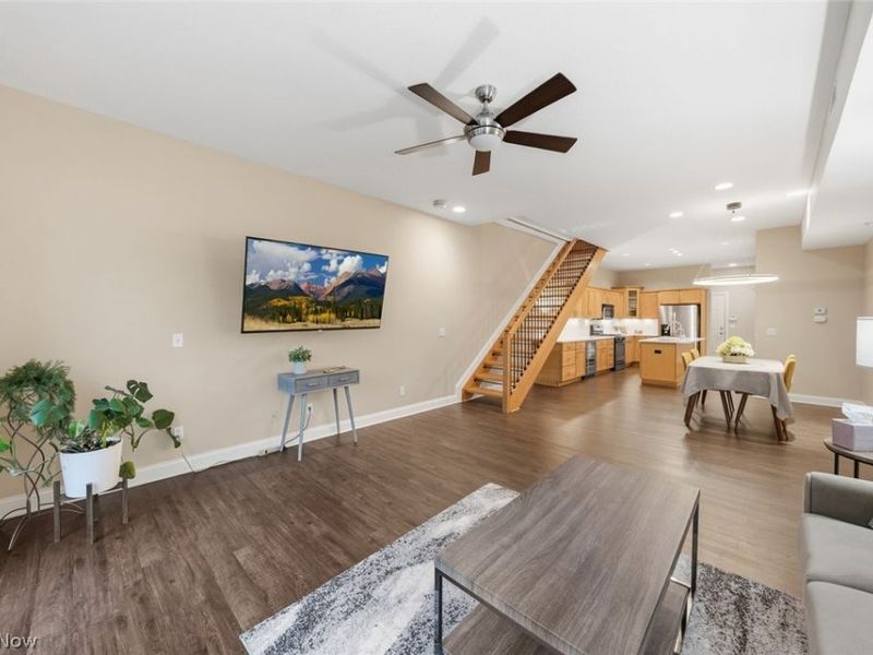 1411 Rosewood Avenue, Unit R-208, Lakewood, OH 44107 Photo 5