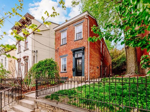 514 Liberty Hill, Cincinnati, OH 45202