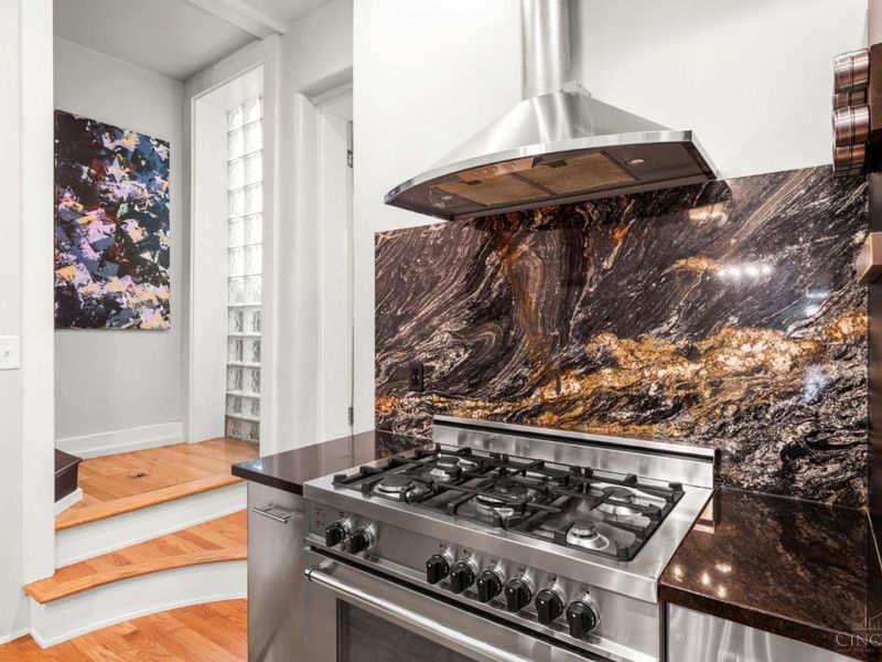 514 Liberty Hill, Cincinnati, OH 45202 Photo 16