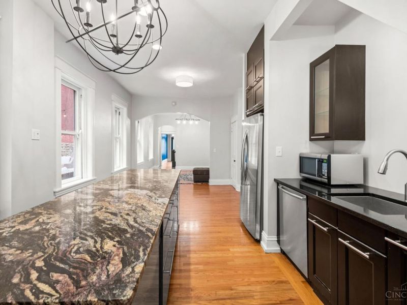 514 Liberty Hill, Cincinnati, OH 45202 Photo 18