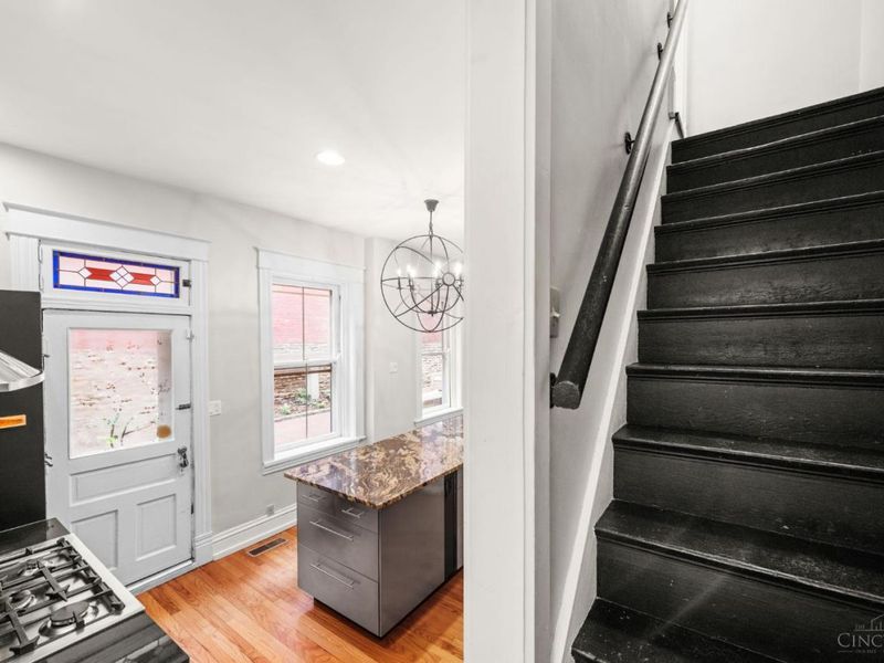 514 Liberty Hill, Cincinnati, OH 45202 Photo 21