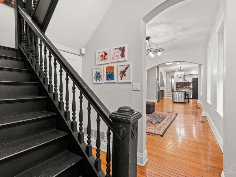 514 Liberty Hill, Cincinnati, OH 45202 Photo 8