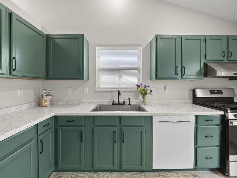 6818 Bennell Drive, Reynoldsburg, OH 43068 Photo 11