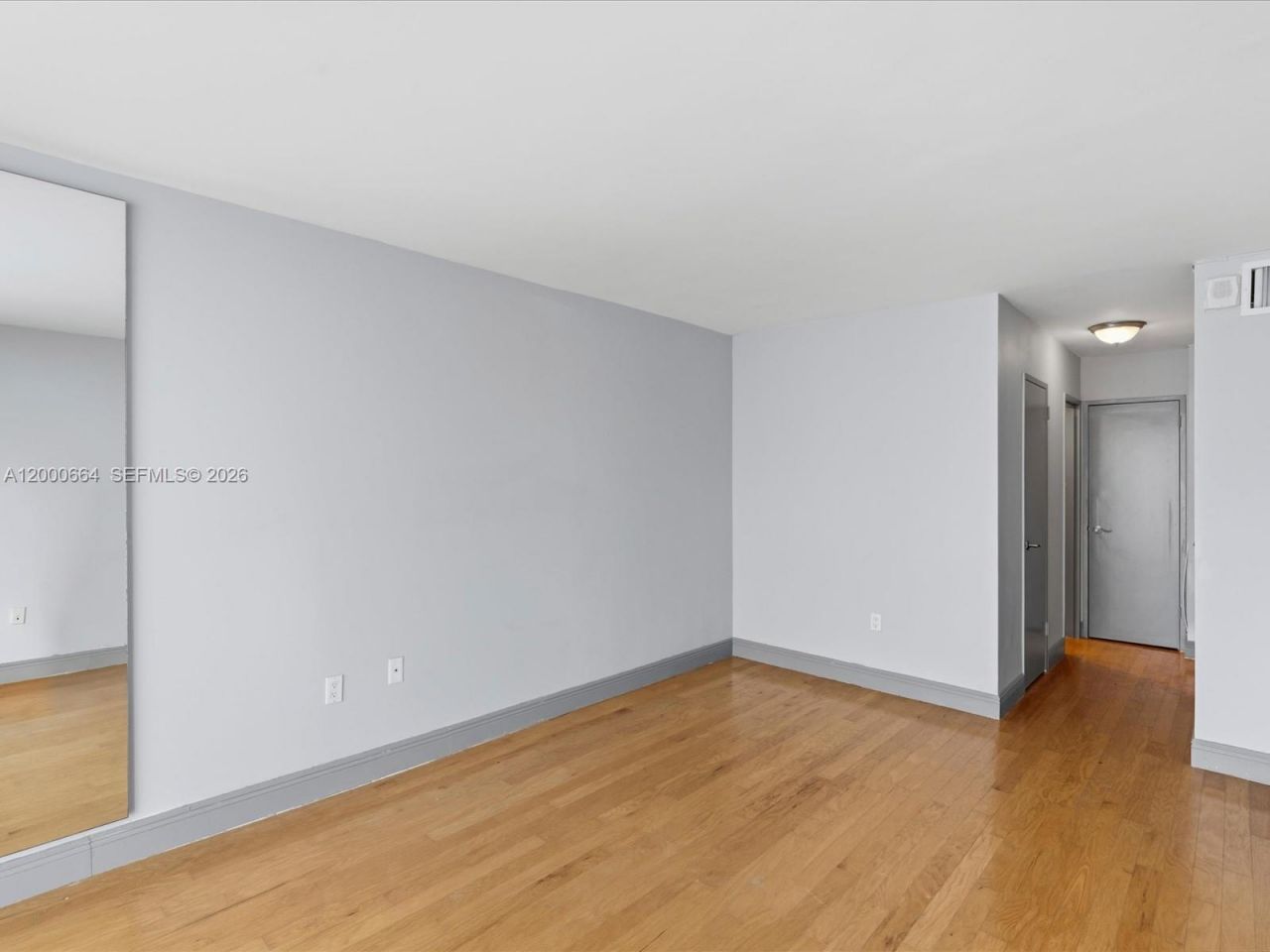 1228 West Ave, Unit 1506, Miami Beach, FL 33139 Photo