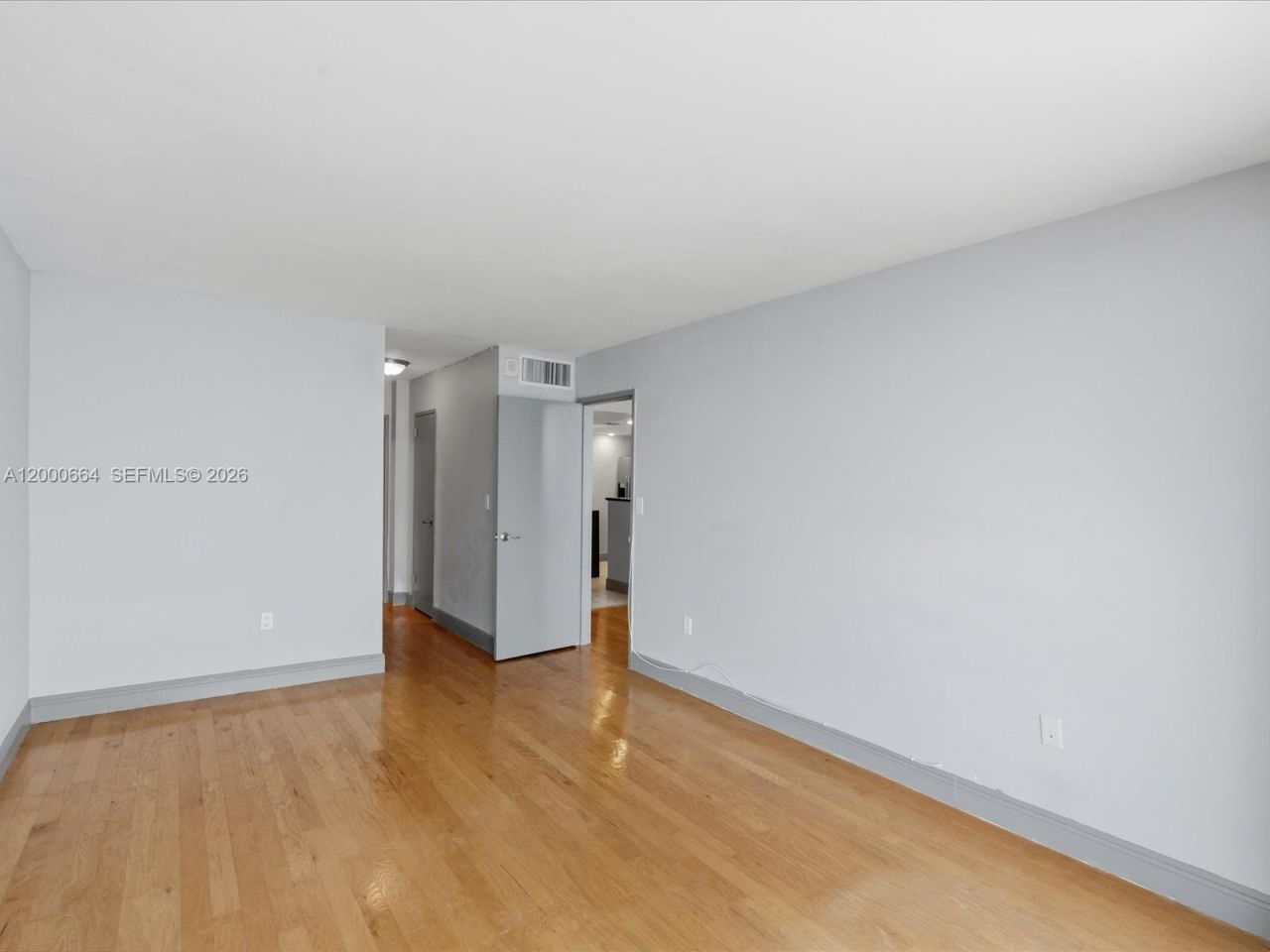 1228 West Ave, Unit 1506, Miami Beach, FL 33139 Photo
