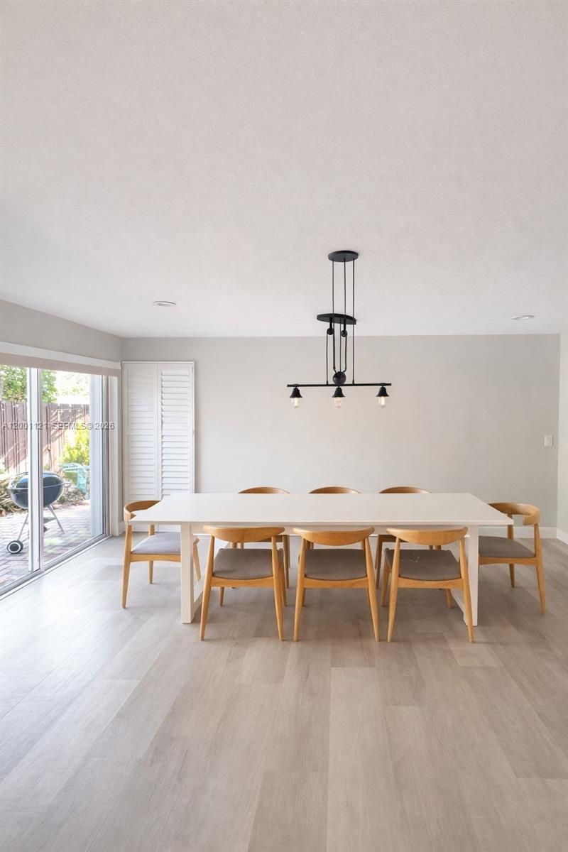 1125 Butternut Ln, Hollywood, FL 33019 Photo