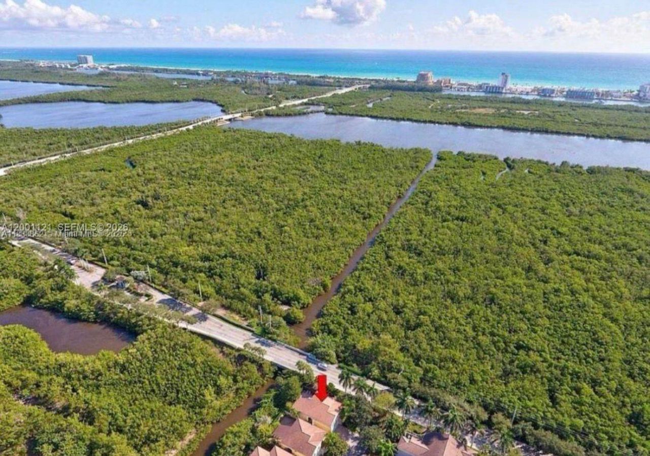 1125 Butternut Ln, Hollywood, FL 33019 Photo