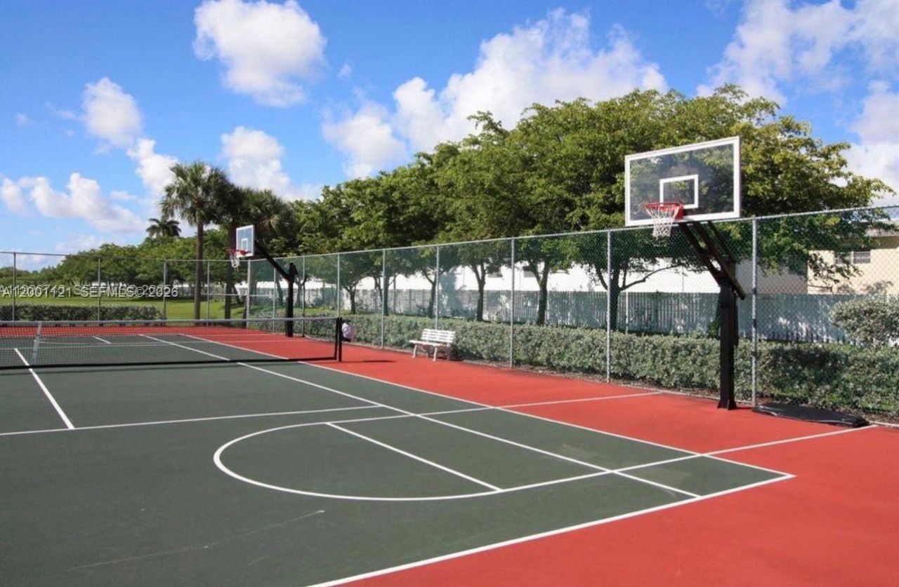 1125 Butternut Ln, Hollywood, FL 33019 Photo