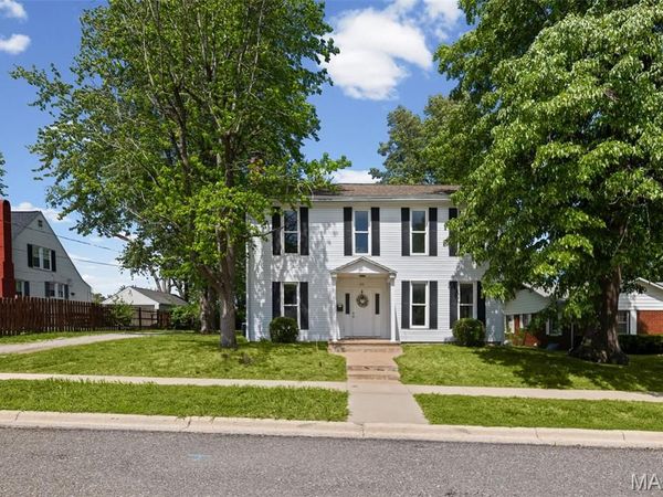 173 W Lebanon Street, Nashville, IL 62263