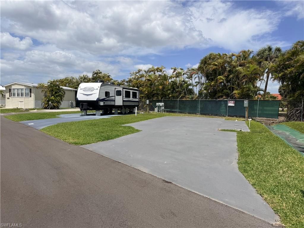 19681 Summerlin #413 Rd, Fort Myers, FL 33908 Photo
