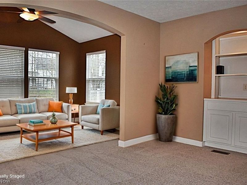 7816 Benton Lane, Hudson, OH 44236 Photo 14