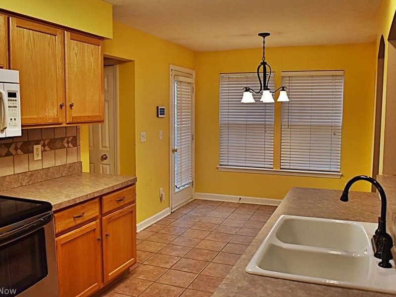 7816 Benton Lane, Hudson, OH 44236 Photo 17