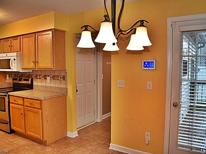 7816 Benton Lane, Hudson, OH 44236 Photo 25