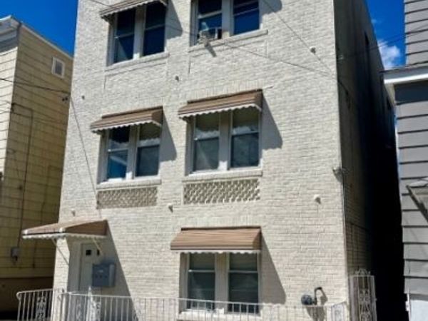 279 Belmont Ave, Unit 2, Belleville, NJ 07109