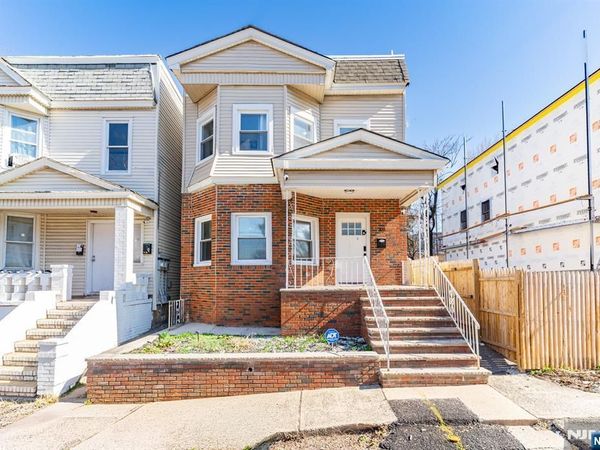 204 19th Avenue, IRVINGTON, NJ 07111