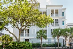 1601 Marsh Harbor photo 4