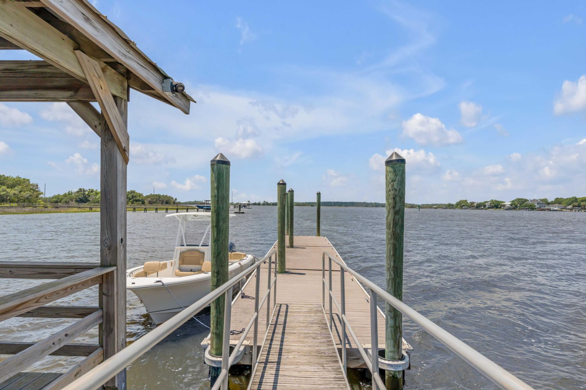 1605 Bernier Cmns Photo 60