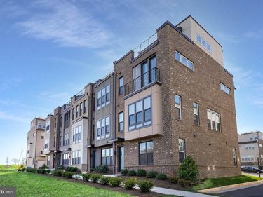 14301 BECKETT GLEN CIRCLE, CHANTILLY, VA 20151