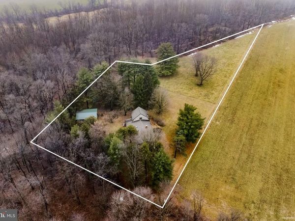 6276 CRISWELL ROAD , HONEY BROOK, PA 19344