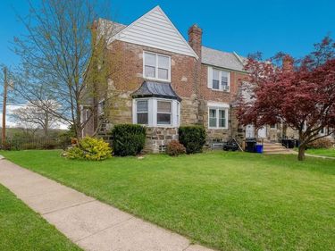 136 ACADEMY LANE, UPPER DARBY, PA 19082