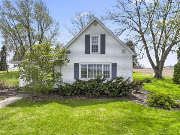 3268 E State Road 18, Flora, IN 46929