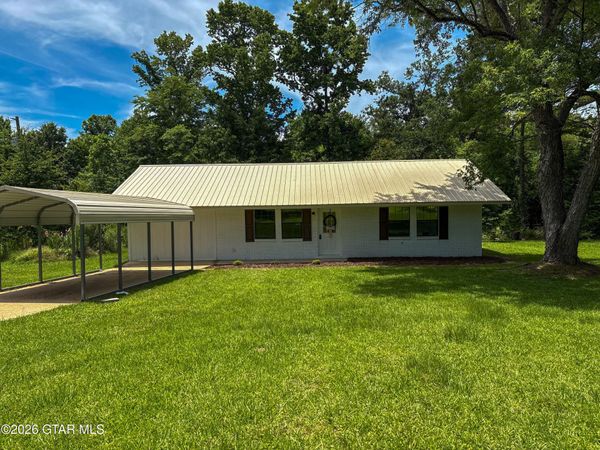 1025 Turnage, Cedar Bluff, MS 39741