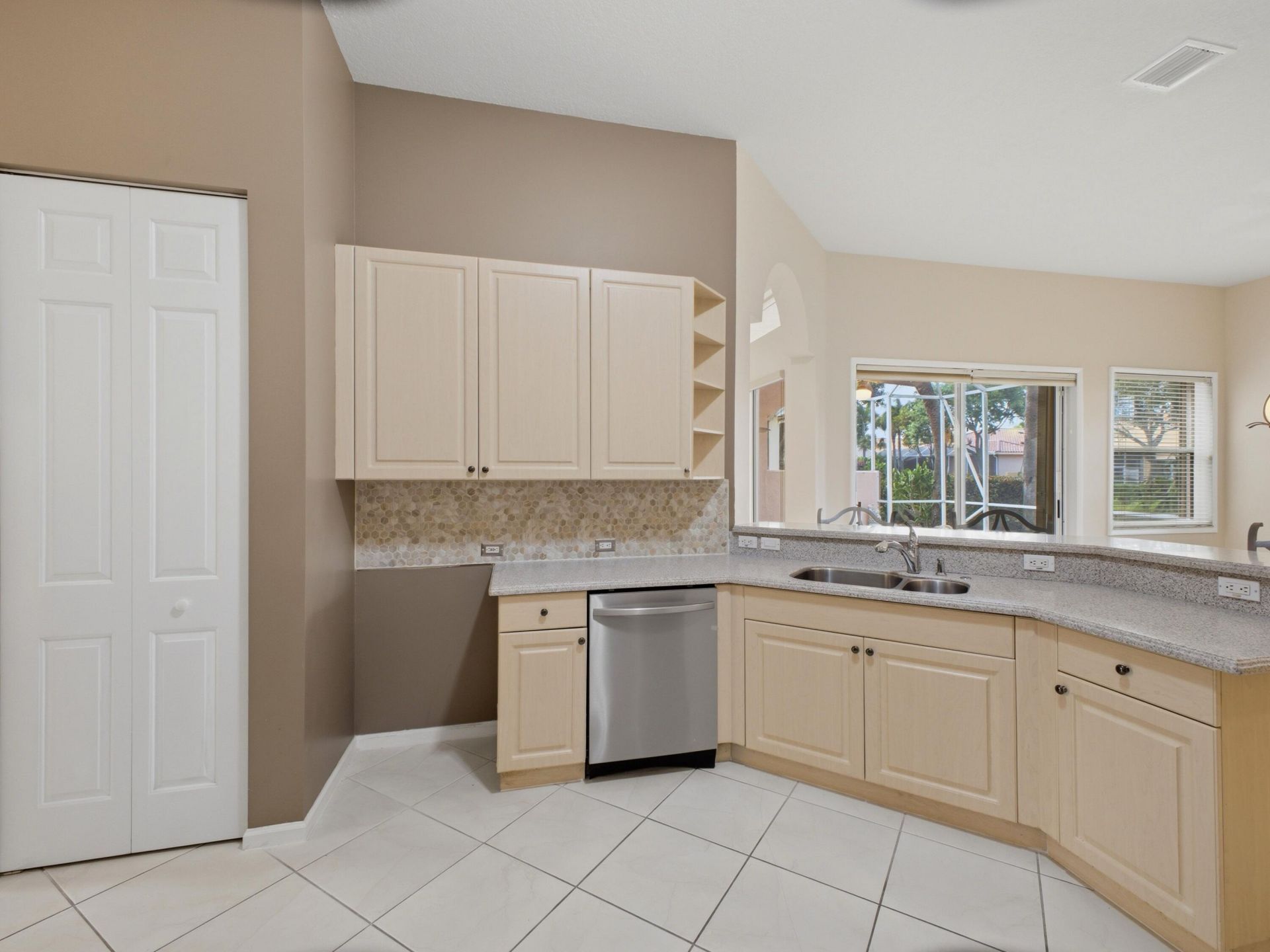 6709 Garde Road, Boynton Beach, FL 33472 Photo