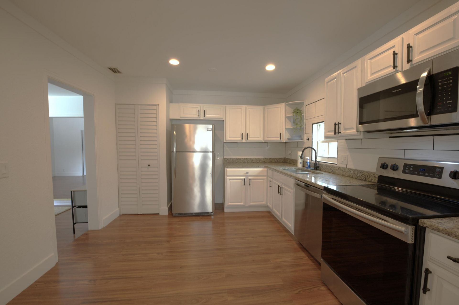 717 N E Street, Lake Worth Beach, FL 33460 Photo