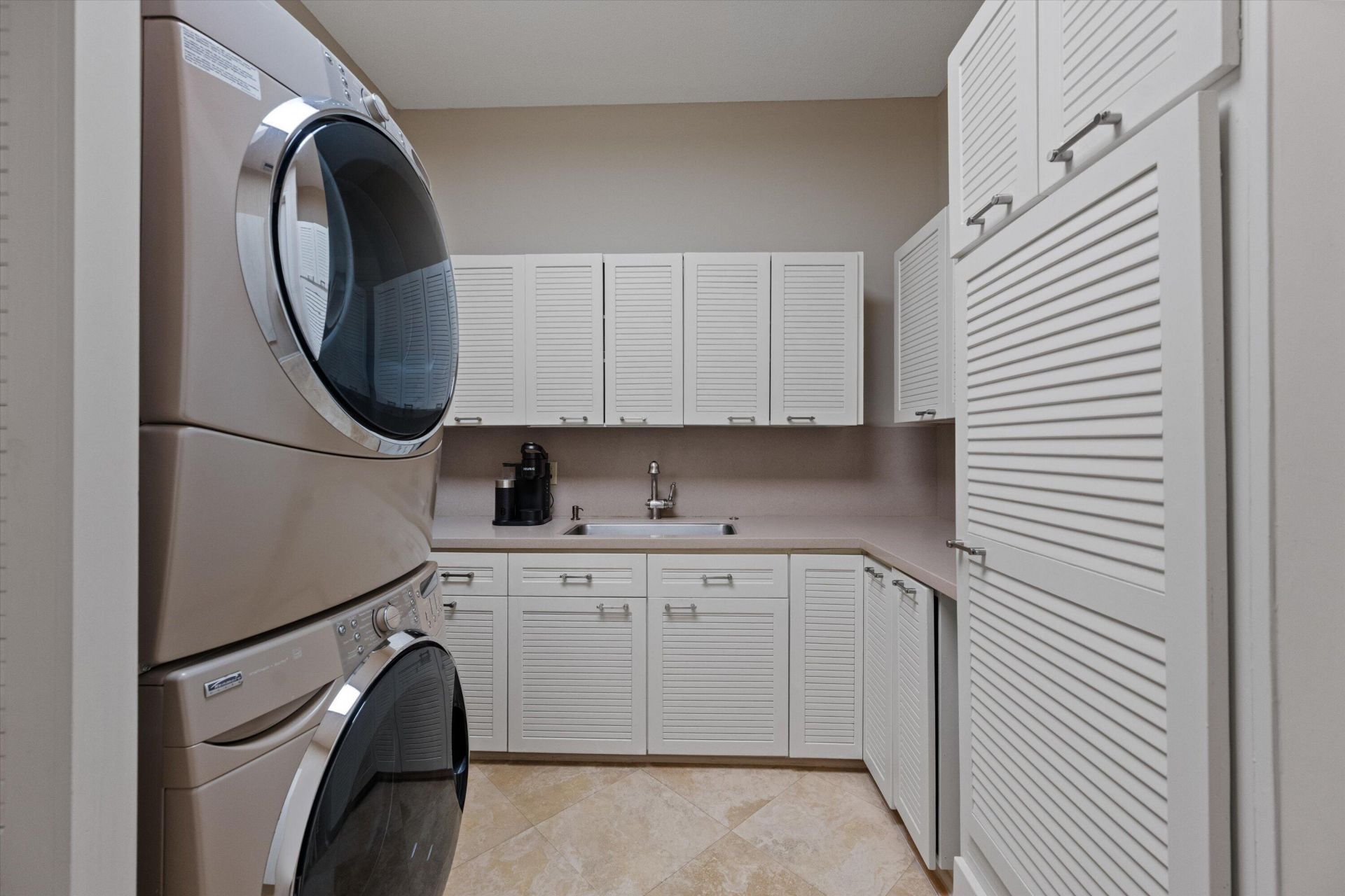 1776 Breakers West Boulevard, West Palm Beach, FL 33411 Photo