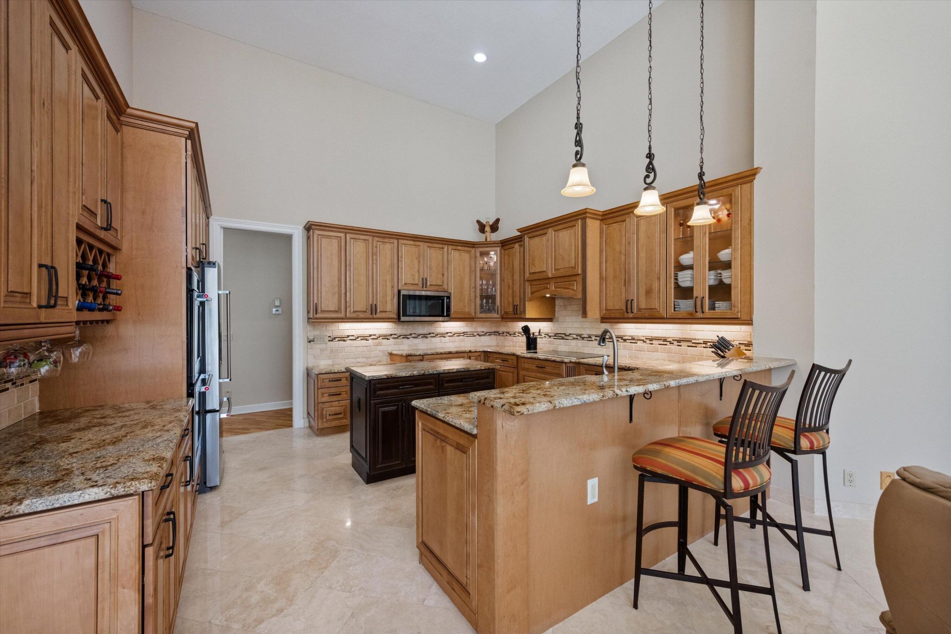 1776 Breakers West Boulevard, West Palm Beach, FL 33411 Photo
