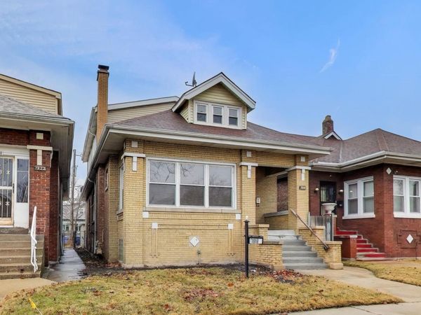 7818 S Merrill Avenue , Chicago, IL 60649