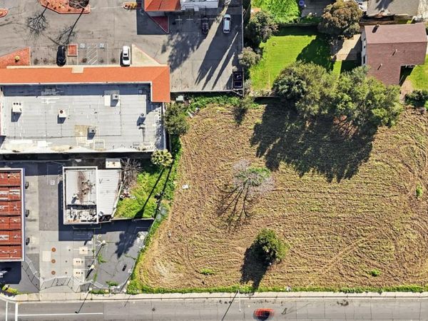 Meadowgate Dr, Sacramento, CA 95823