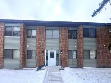 517 Park Avenue, Unit 12, Madison, MN 56256