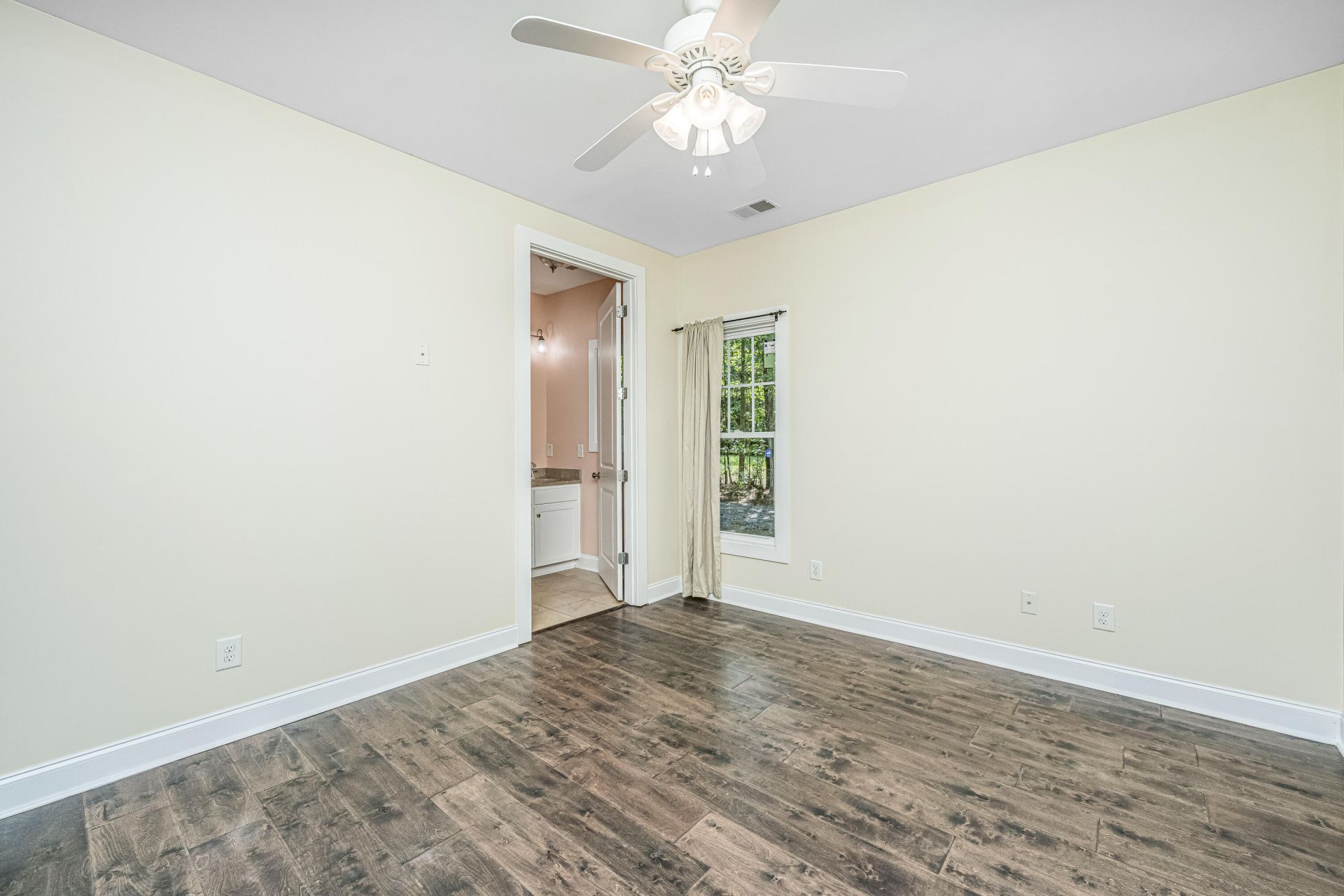 6037 Chisolm Road Photo 20