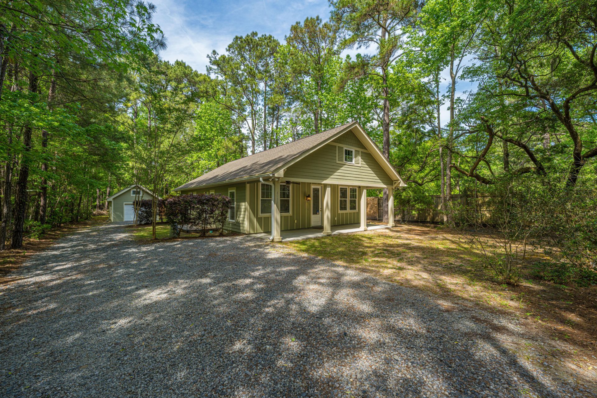 6037 Chisolm Road Photo 4