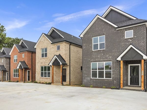 656 Chambers St , Unit 140, Gallatin, TN 37066