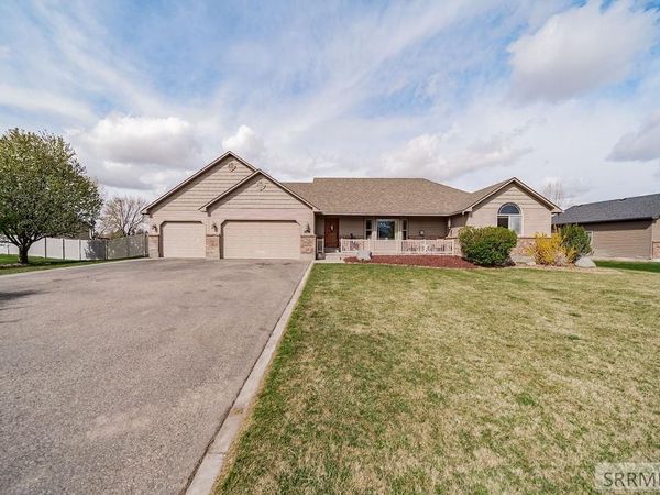 11121 N 40 E, IDAHO FALLS, ID 83401