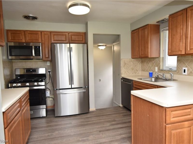 11062 Blossom Avenue, Parma Heights, OH 44130 Photo 22