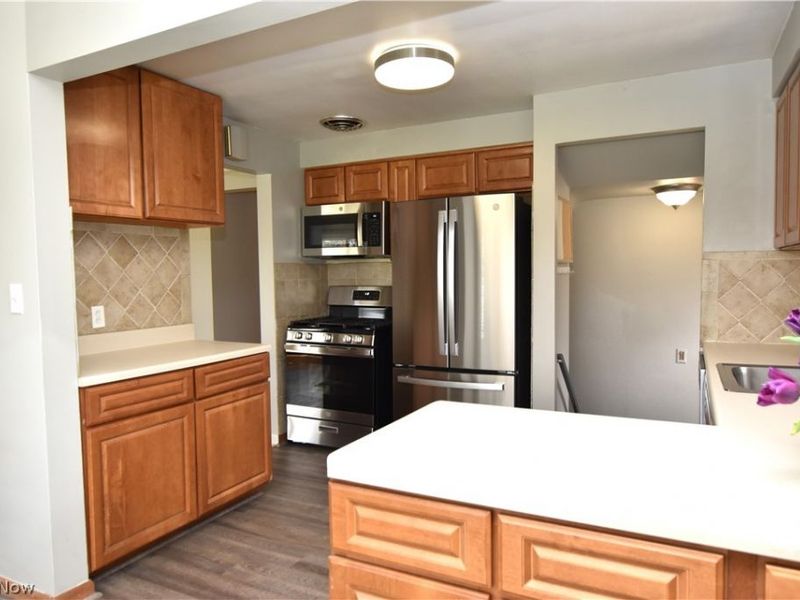 11062 Blossom Avenue, Parma Heights, OH 44130 Photo 24