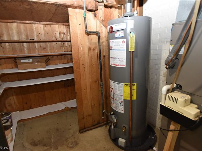 11062 Blossom Avenue, Parma Heights, OH 44130 Photo 32