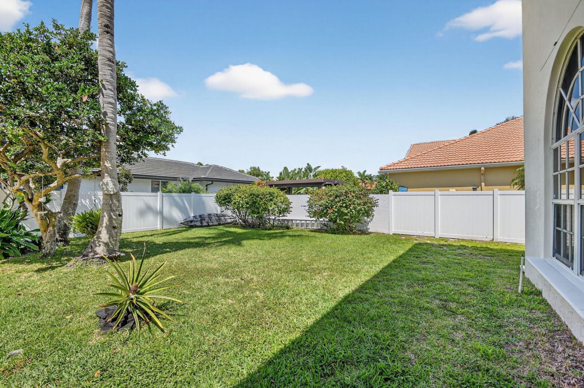 7249 NE Bay Harbour Avenue, Boca Raton, FL 33487 Photo