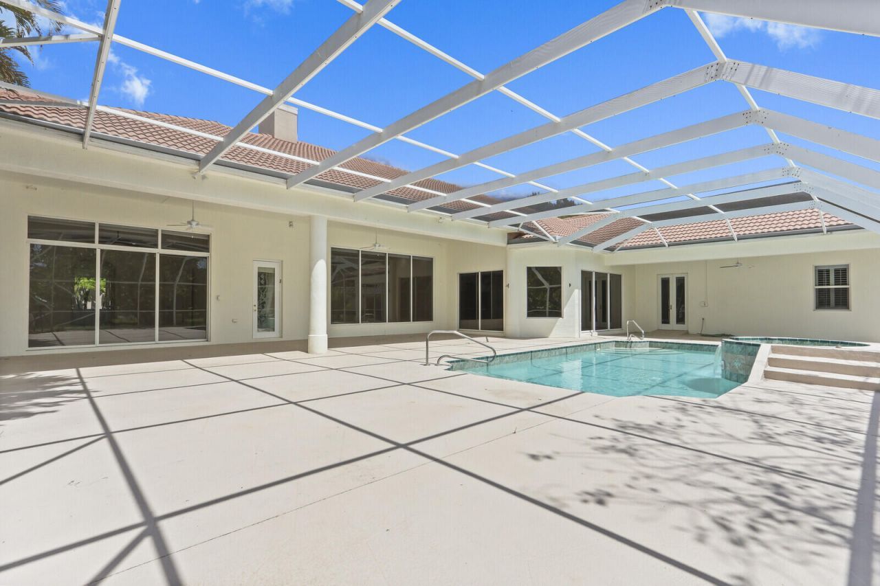 8280 Woodsmuir Drive, Palm Beach Gardens, FL 33412 Photo