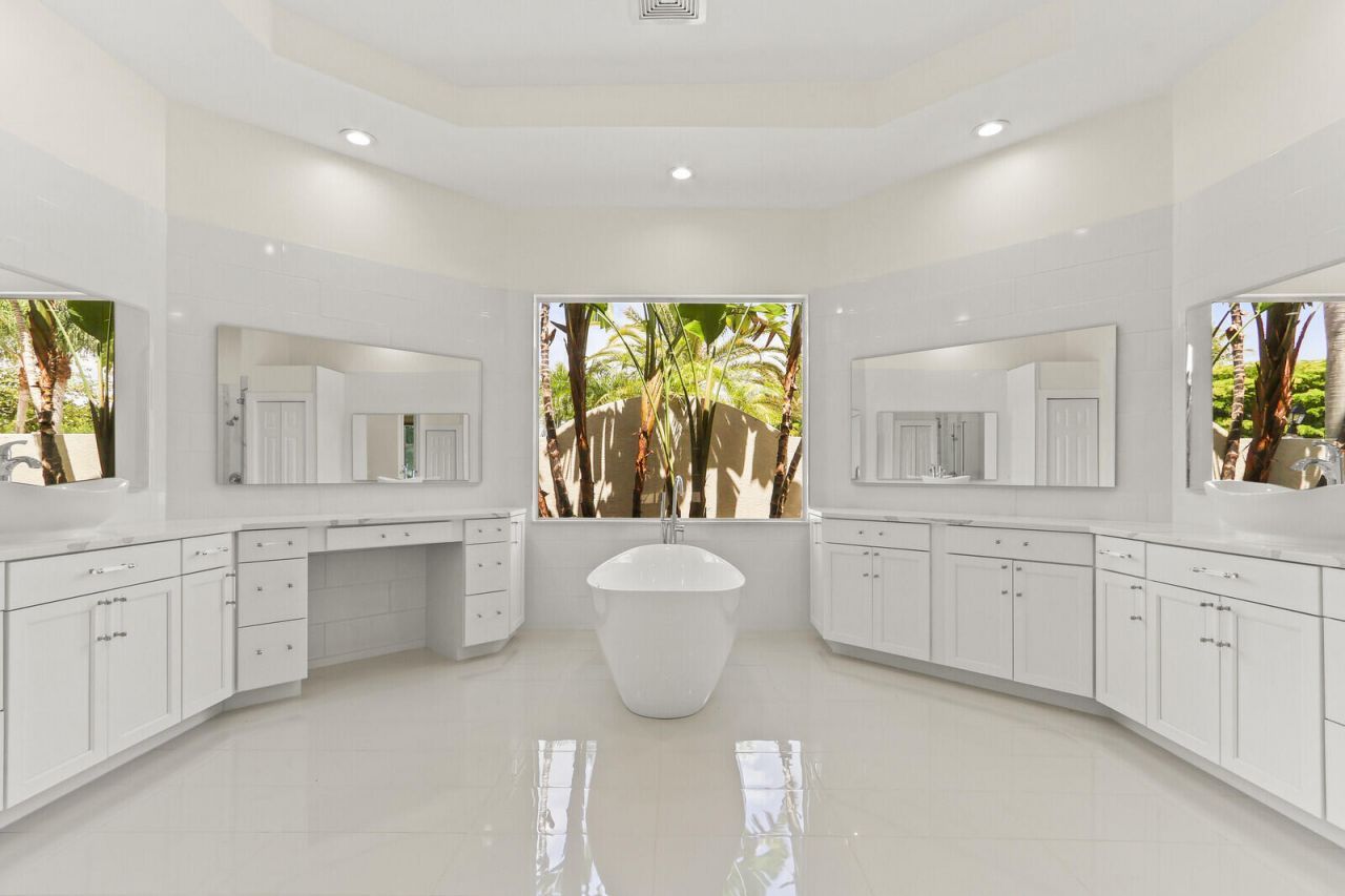 8280 Woodsmuir Drive, Palm Beach Gardens, FL 33412 Photo