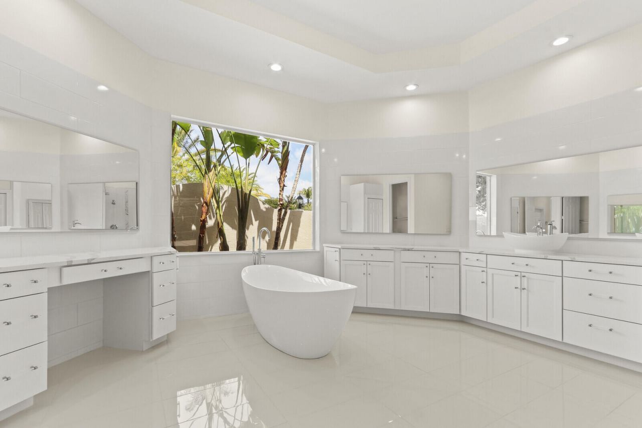 8280 Woodsmuir Drive, Palm Beach Gardens, FL 33412 Photo