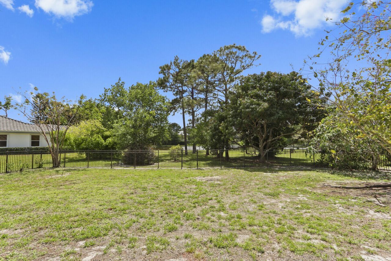8280 Woodsmuir Drive, Palm Beach Gardens, FL 33412 Photo