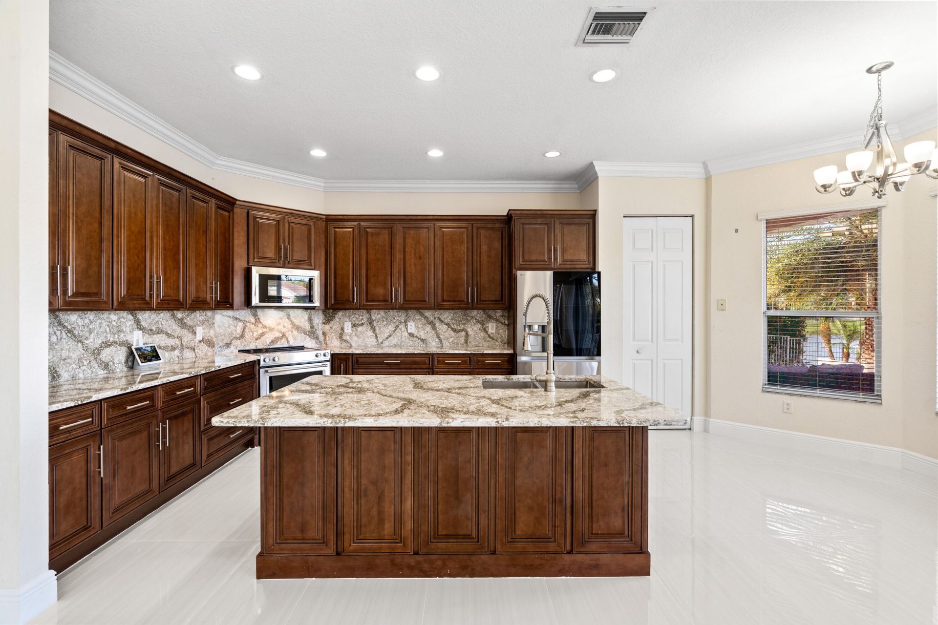 5422 SW 185th Terrace, Miramar, FL 33029 Photo