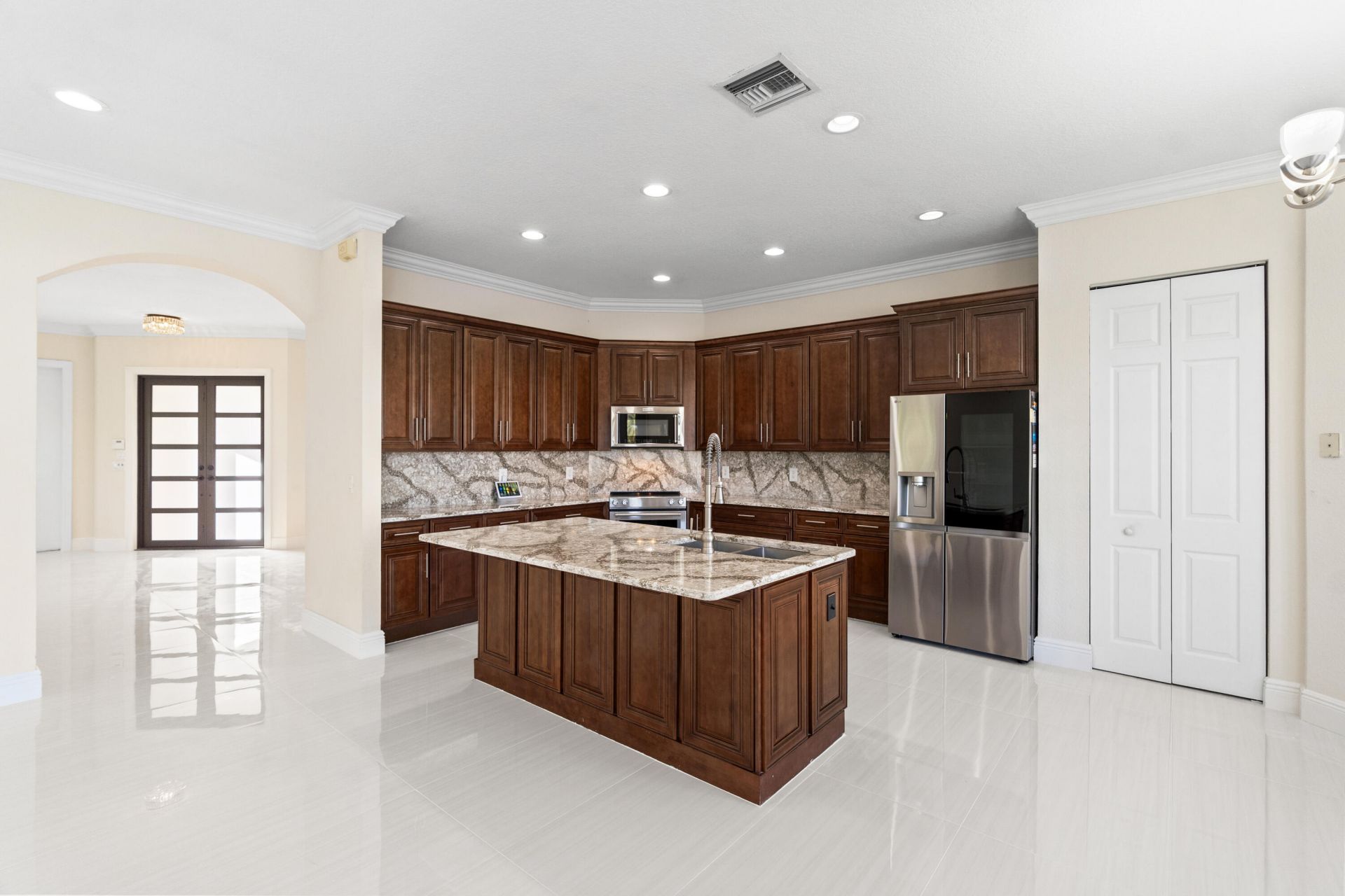 5422 SW 185th Terrace, Miramar, FL 33029 Photo